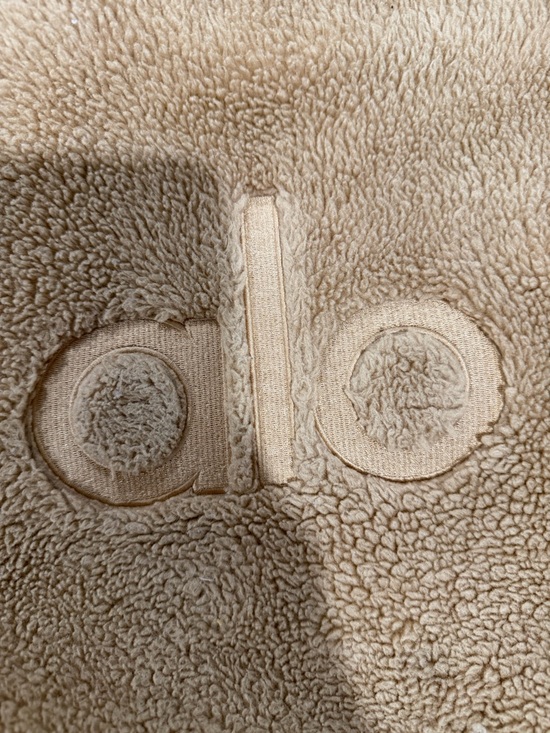 ALO Yoga Teddy Sherpa Tote Bag Beige Plush Shearling Oversized Cozy Carryall - Picture 2 of 6